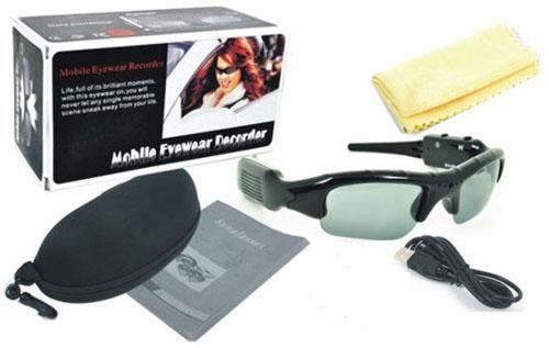 משקפי שמש מוסלקים במצלמת ריגול